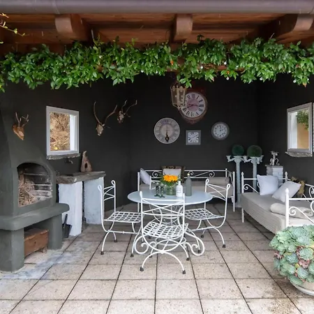 Casa Domenica In Ed Uniti * Gravedona